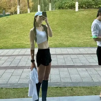 江晨豪